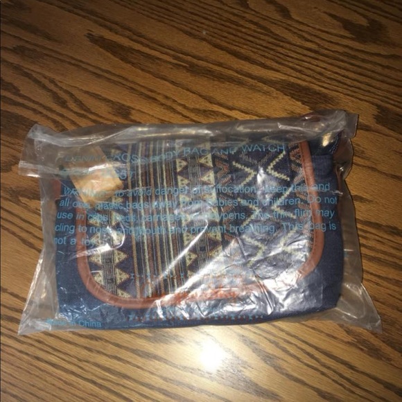 Purses - Picture 8 of 8